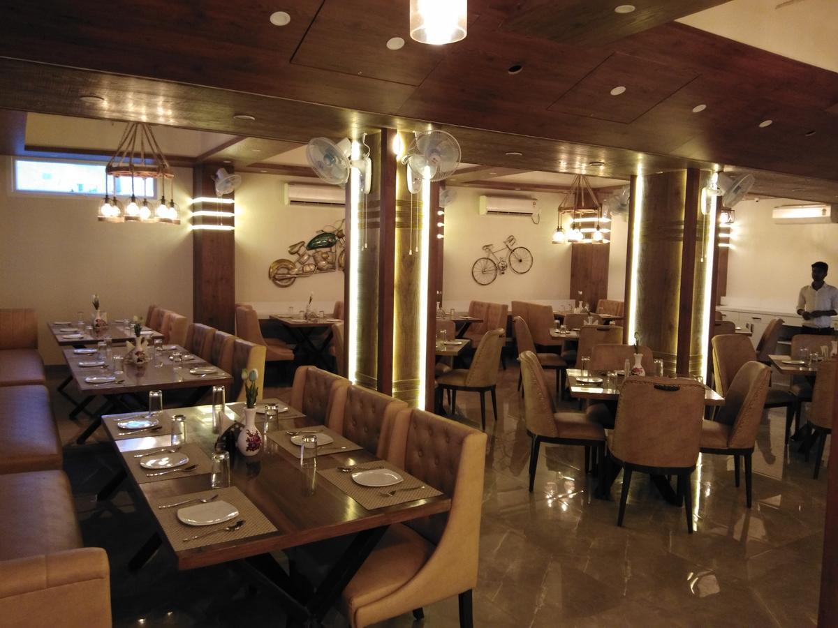 Hotel Khetan Palace Katihar Ngoại thất bức ảnh